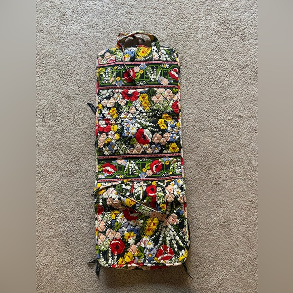 Vera Bradley’s Hanging Travel Toiletry Organizer - Picture 5 of 6
